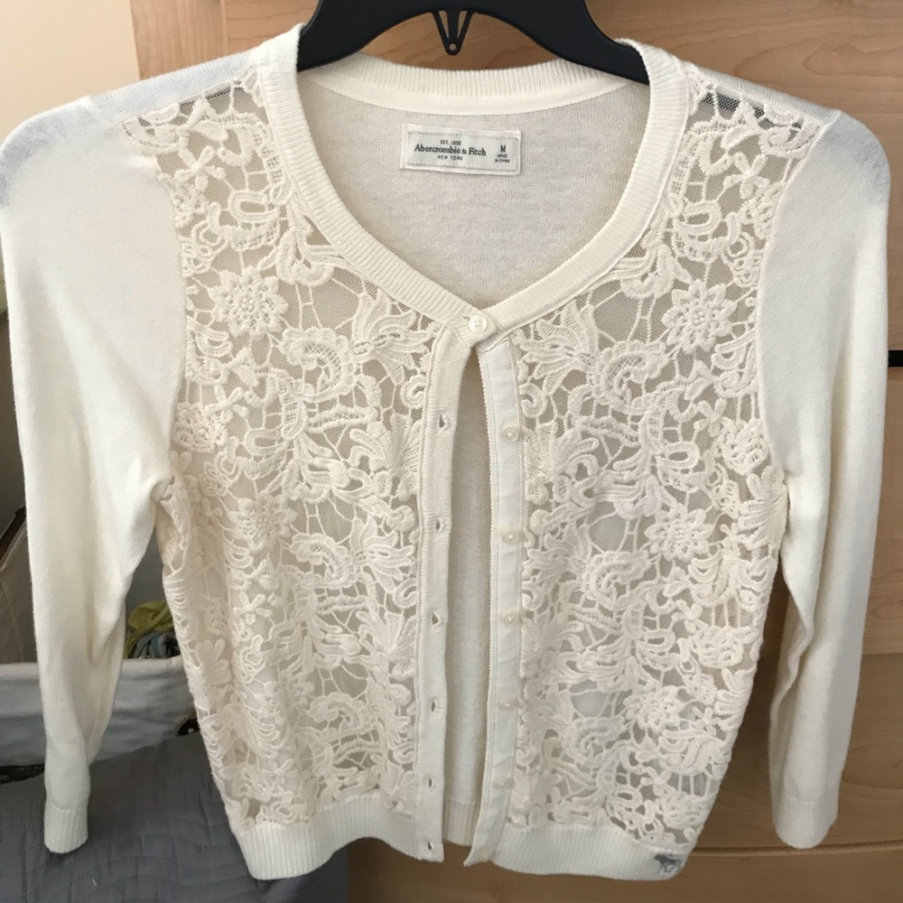 Abercombie and Fitch White cardigan